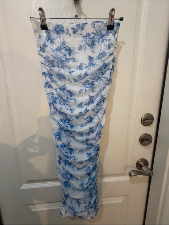 SHEIN Dresses & Skirts - Shein Blue Floral Ruched Skirt or Tube Dress